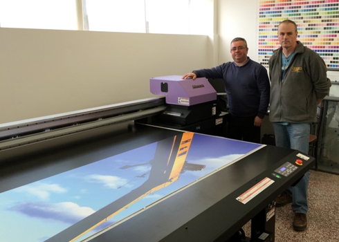 McMordie Bros owner Andrew Fleming with Frank Wilson of Mimaki reseller, Dennis D Evans