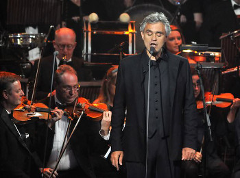 Andrea Bocelli: Crossover Tenor Sensation Leads Pop-Opera